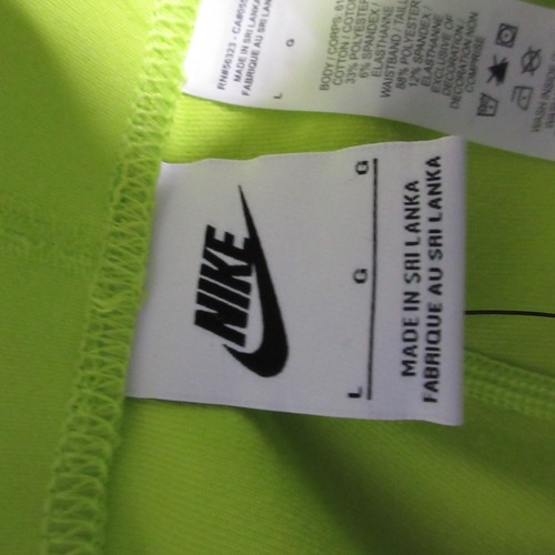 Nike Sportswear Shorts Women Large Bright Tight Fit High Rise Biker Cycling NWT - Picture 11 of 14
