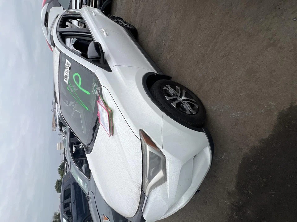 2017 Toyota RAV4 Air Cleaner Assembly OEM Used 2.5L 134k Miles NJ25-21320-525337 - Image 3 of 4