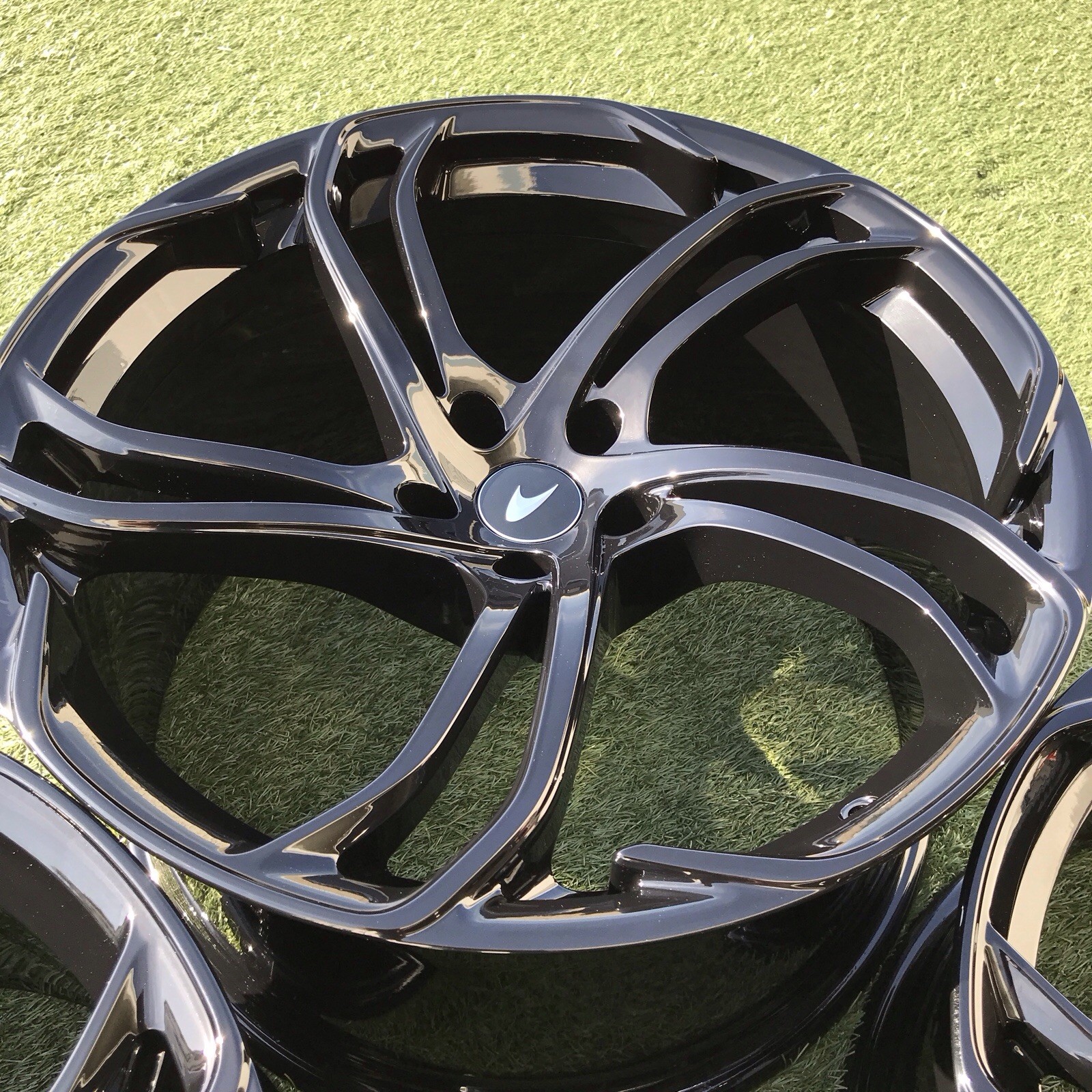 McLaren 750S 2019-2020 Inner Wheels Set P/N 28BA008CP