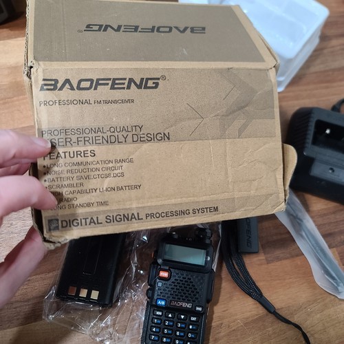 Baofeng UV-5R Dual Band Radio Fm Transceiver - Zdjęcie 2 z 14
