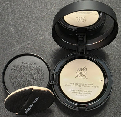 JUNG SAEM MOOL Essential Skin Nuder Cushion - Medium