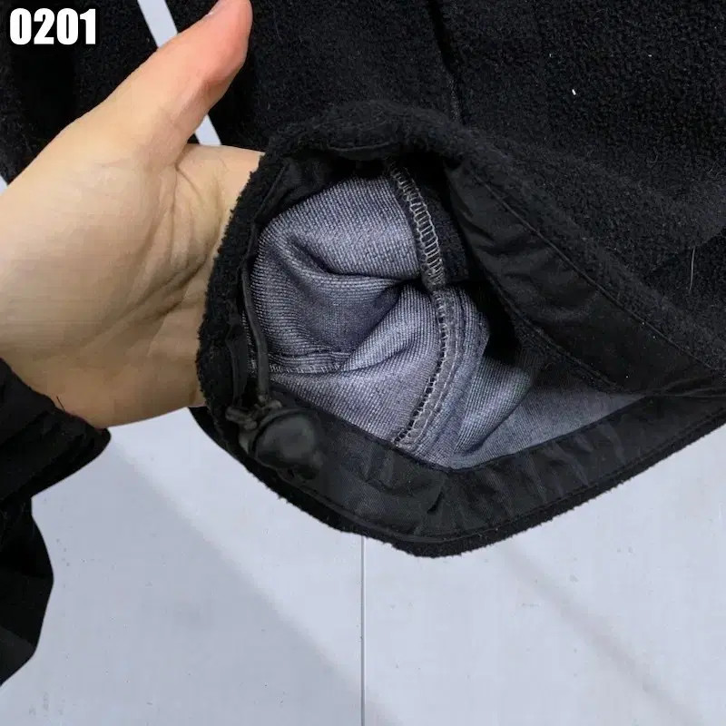 North Face Fleece Zip-up Jacket - Size S, Pre-Owned thumbnail 5