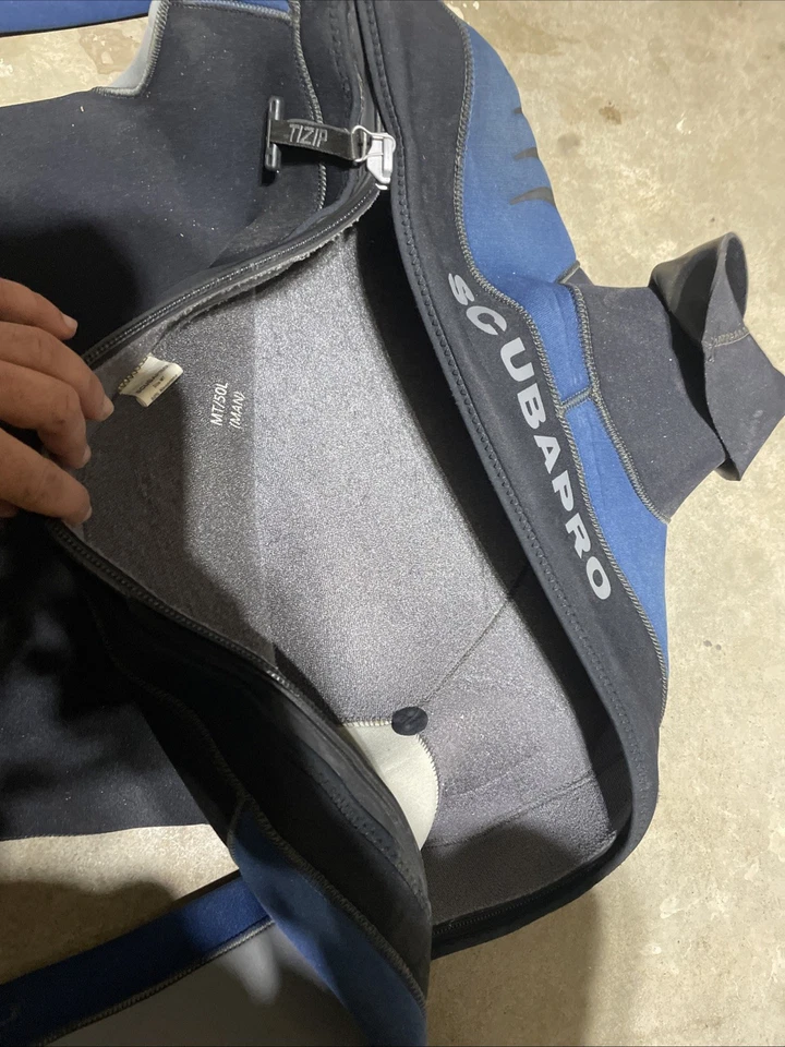 Traje Scuba Pro Talla MT/50L Semiseco Foto 3 de 4