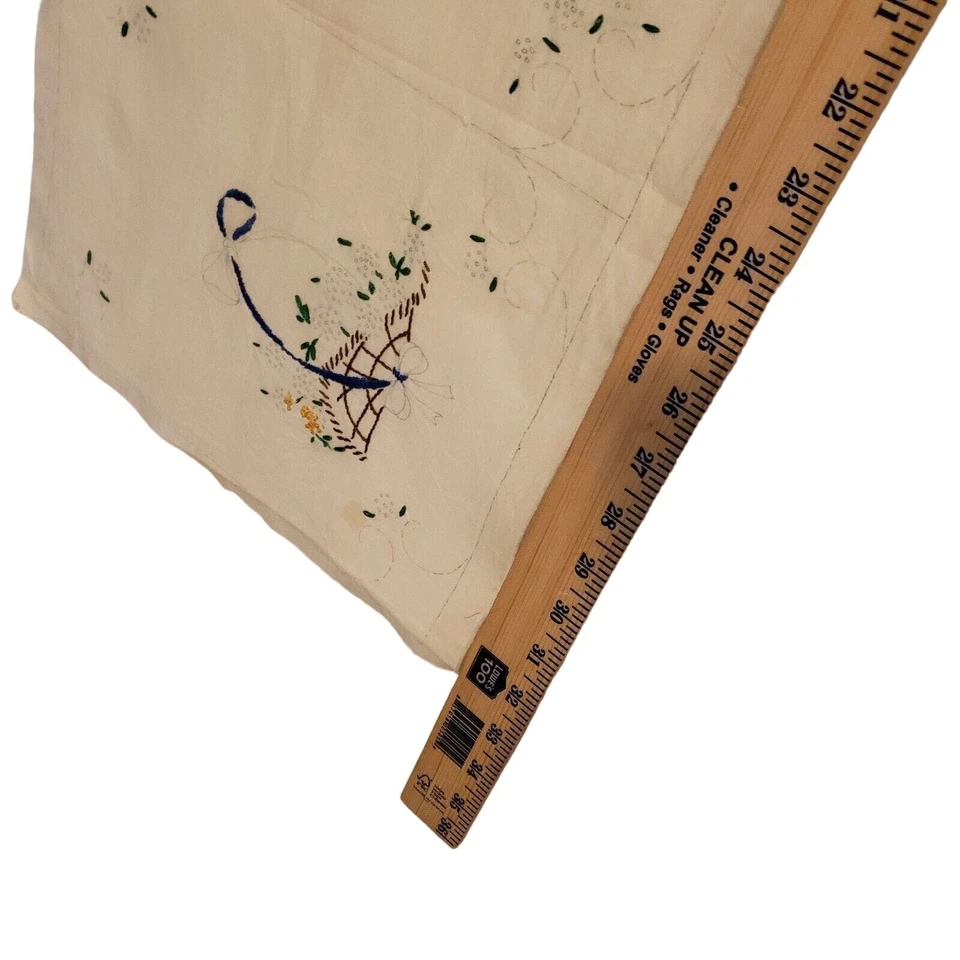 CESTA FLORAL ESTAMPADA VINTAGE BORDADA CREMA CORREDOR DE MESA PARCIALMENTE ACABADO Foto 3 de 4