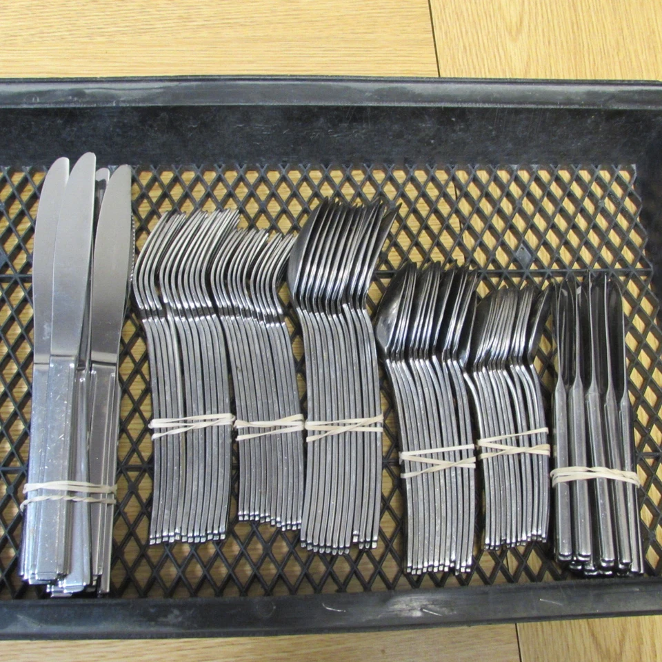 Oneida 18/10 Cubiertos de Acero Inoxidable ETAGE (BRILLANTE) Servicio para Doce - Juego de 84 piezas * Foto 4 de 4