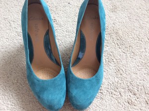 clarks pumps anika kendra