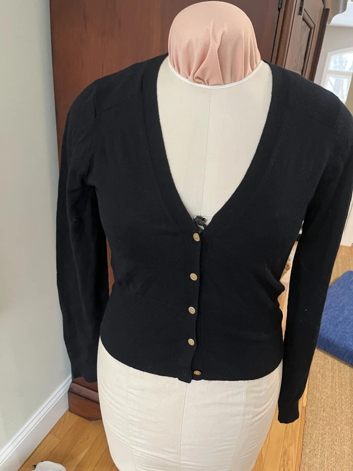 Cardigã J Crew leve lã merino cropped botão preto tamanho M