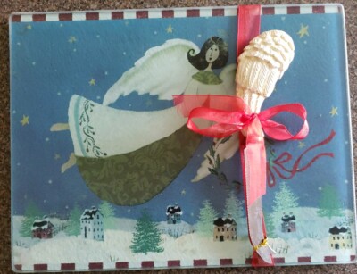 Holiday 8.5'' x 11'' ~ Glass ~ Angel Theme ~ Cutting Board & Spreader