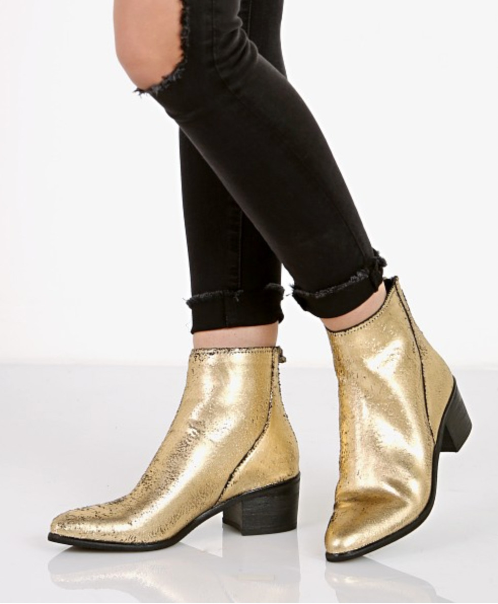 Dolce Vita l Cassius Ankle Booties in Gold Black Women's