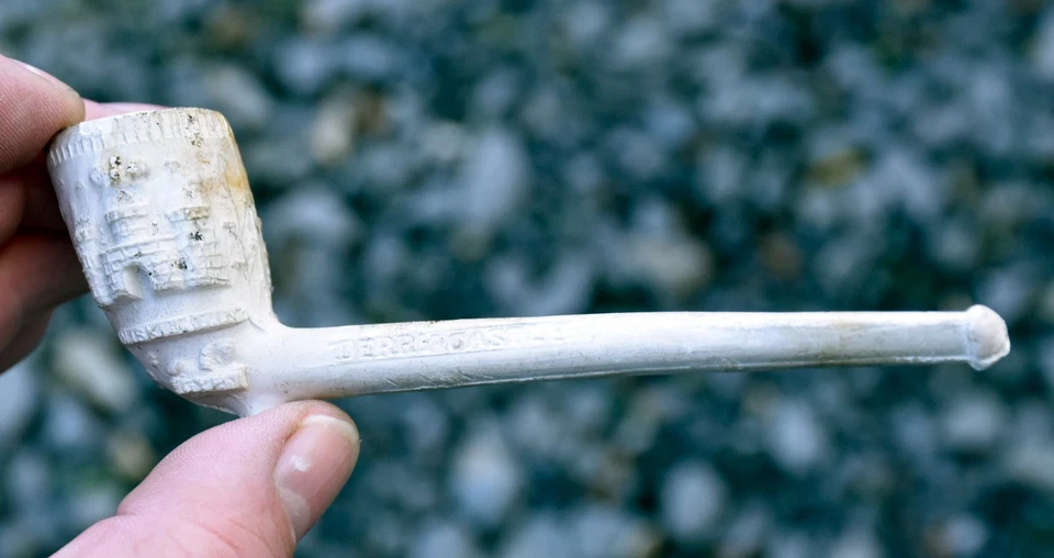 Vintage Derry Castle Irish Clay Tobacco Pipe Advertising Pub Bar Ireland - Image 2 of 2