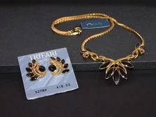 Vintage TRIFARI Black Enamel Frame Floral Leaf Bib Necklace & Earrings Set NWT