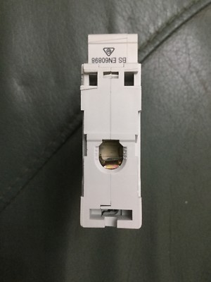 MERLIN GERIN 16 AMP CURVE B 10kA MCB CIRCUIT BREAKER 25844 C60HB - Foto 9