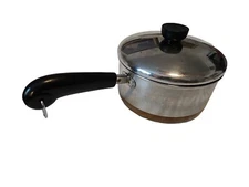 Revere Ware 1801 Copper Bottom Stainless 2 Quart Sauce Pan &  Lid VTG Excellent 