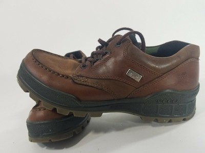 ecco track ii low