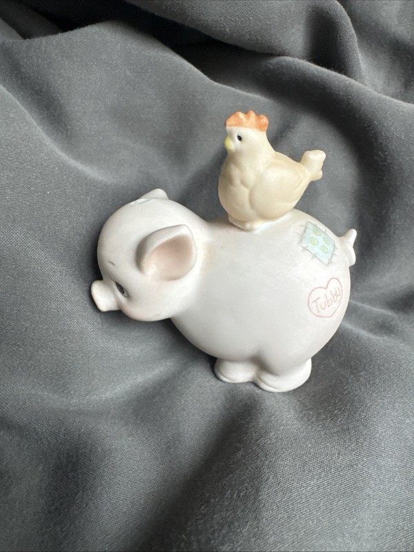 1983 " Tubby Pig The First Christmas " Figurine