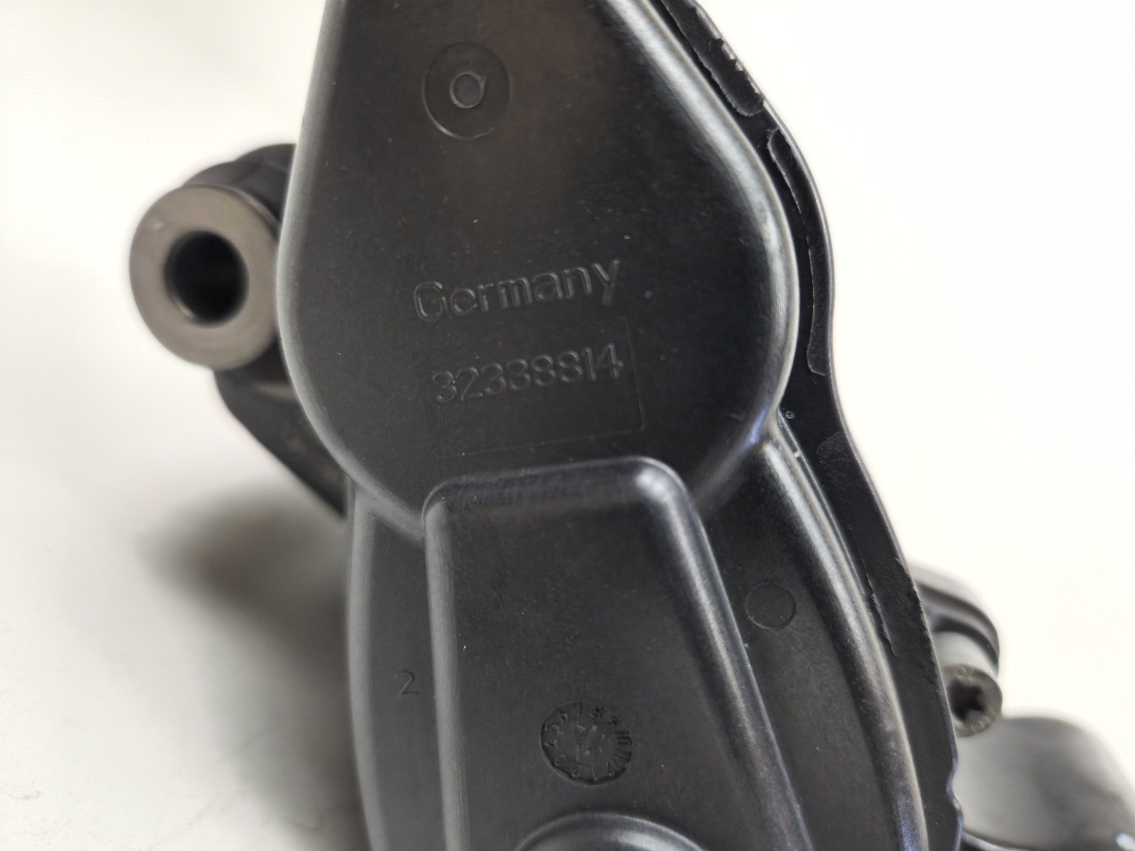 2015-2017 MCLAREN 675LT REAR RIGHT SIDE PARKING EMERGENCY BRAKE CALIPER OEM 