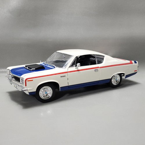 Miniature AMC Rebel 1970 – Road Signature échelle 1:18 – Orange – Neuf