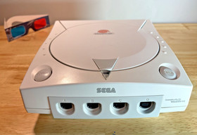 Sega Dreamcast HKT-3020 Console Bundle w/OEM Controllers (2) and VGA cable 🤖