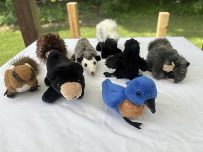 8 Folkmanis  Puppets. Skunk Bluebird,Bear,Raccoon Chipmunk,Opossum Crow Hedgehog