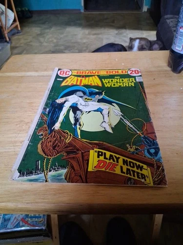Vintage Batman And Wonder Woman DC Comic Book Vol 19 # 105 Jan-Feb 1973