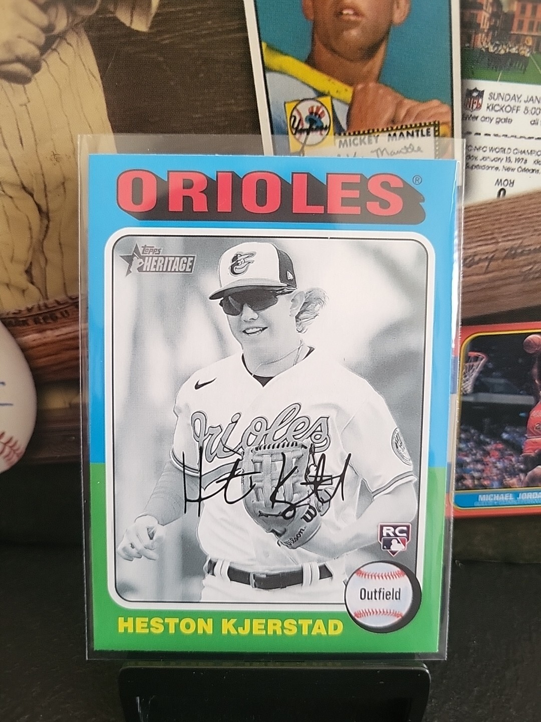 2024 Topps Heritage Heston Kjerstad Black & White Image SP RC Rookie #327 🔥