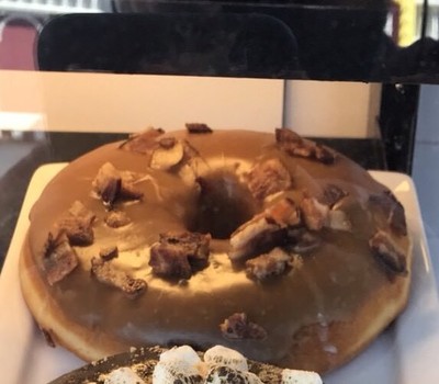 Universal Studios Exclusive The Simpsons Lard Lad Donuts Giant Maple Bacon Donut Ebay