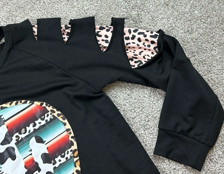 Sudadera grande pulóver con gráfico de cactus de vaca Bella Grace Boutique para mujer Foto 3 de 4