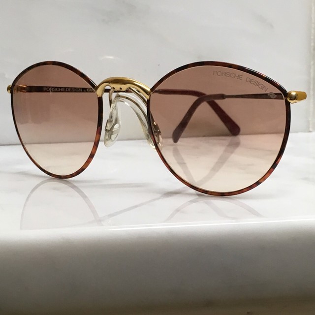 large tortoise shell sunglasses
