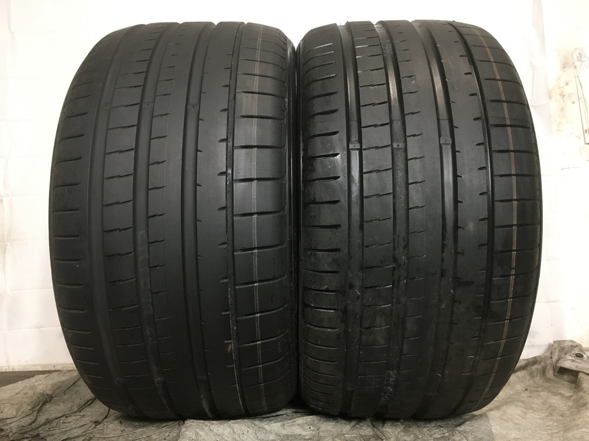 2] Yokohama Advan Sport V107 P325/35ZR22 325 35 22 Tire