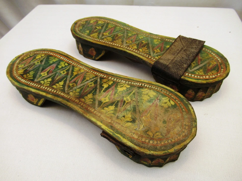 Antique Tribal Wood Paduka Sandals Khadau Methiyadi Vintage Footwear Painted *2 - Image 2 of 4