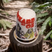 China Old Finsbury Thimble Rare Collectable The Wizard of Oz Film Themed