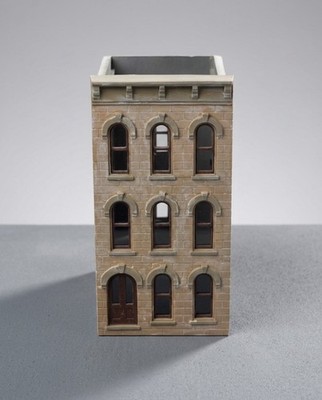 DPM HO Scale Townhouse Building - Custom Painted & Expertly Weathered