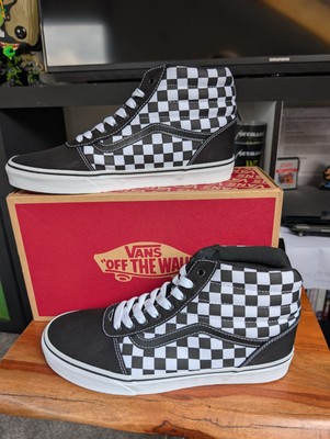 Neue ungetragene Original VANS Ward Hi Schuhe Sneaker Gr. 44