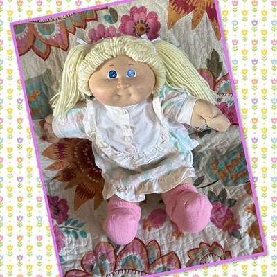 Süße Vintage Kohl Patch Kinder Mädchen Puppe HM3 blond blaue Augen Cpk Nachthemd