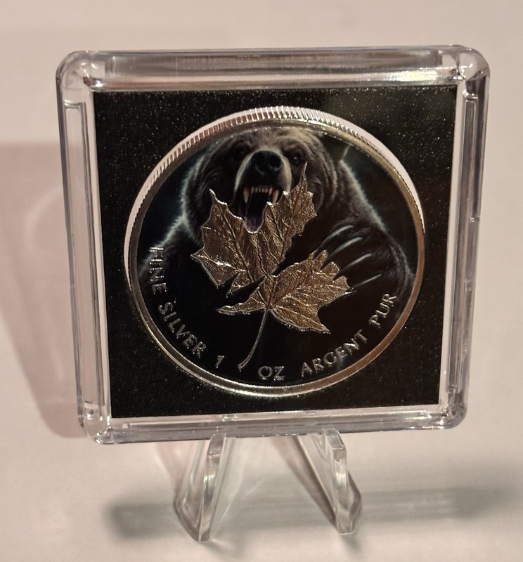2026 Canada $5 Grizzly Bear Maple Leaf Colorized 1 oz .999 Silver Coin w/COA