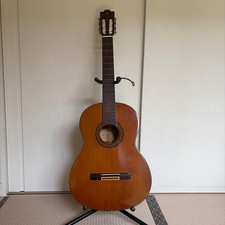 YAMAHA C-200 Konzertgitarre Made in Japan mit Hartschalenkoffer