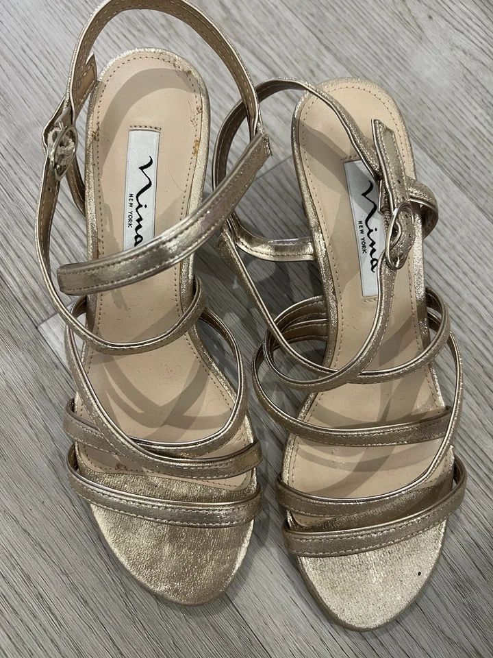 Bundle Of Women's Shoes Ann Taylor, Nine West, Clarks, Nina  - Image 2 of 4