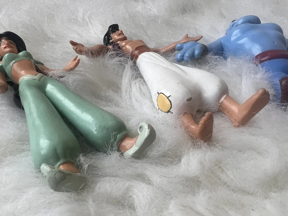 Figuras de acción posables de PVC flexibles de colección Disney Aladdin + Jasmine + Genie PAX Foto 3 de 4