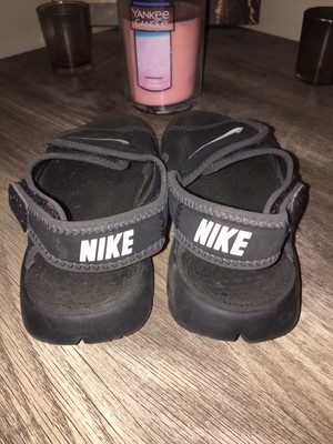 boys nike sandals size 13