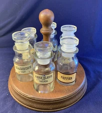 Vintage Round Wood Spice Rack 6 Clear Glass Jars Kitchen Countertop Retro