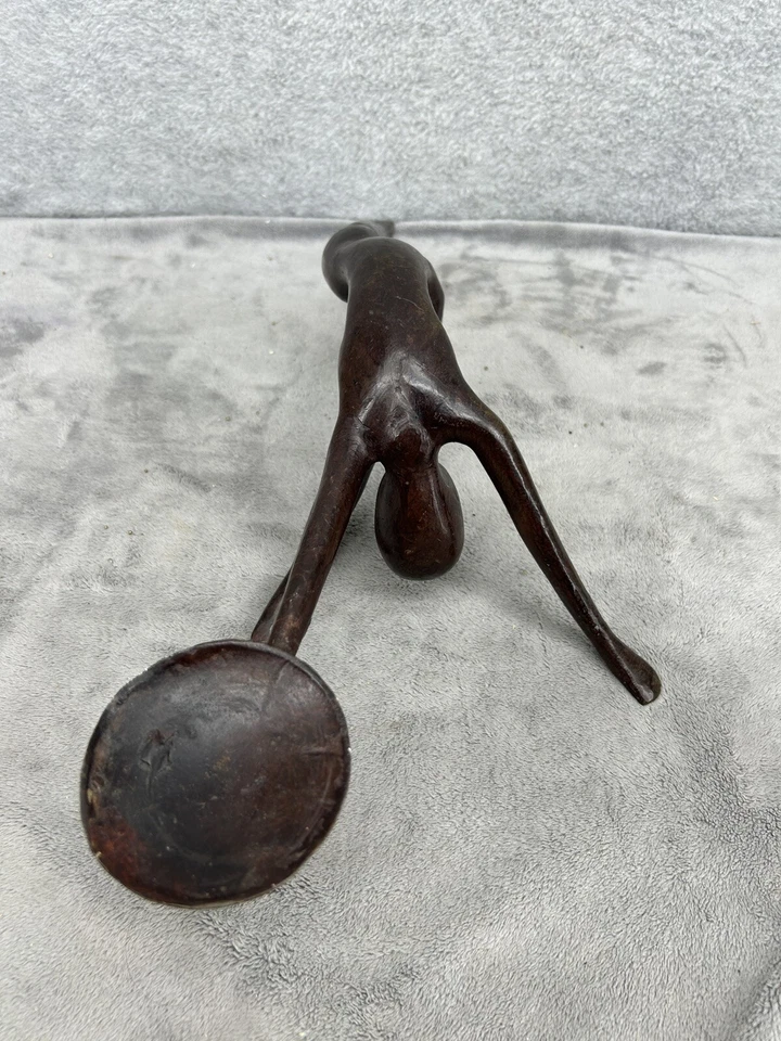 Estatua de niña de hierro macizo de mesa figura escultura decoración del hogar oficina 19" de largo Foto 2 de 4