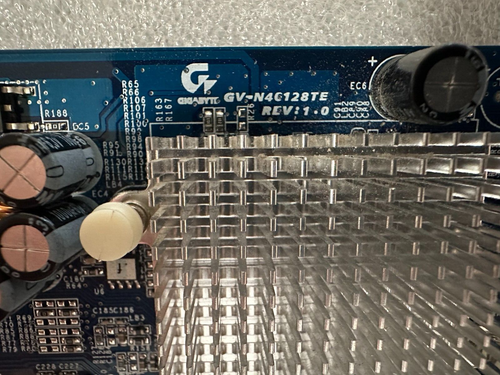 GIGABYTE GeForce MX4000 128MB DDR AGP 4X/8X Video Card GV-N40128TE - Picture 2 of 3