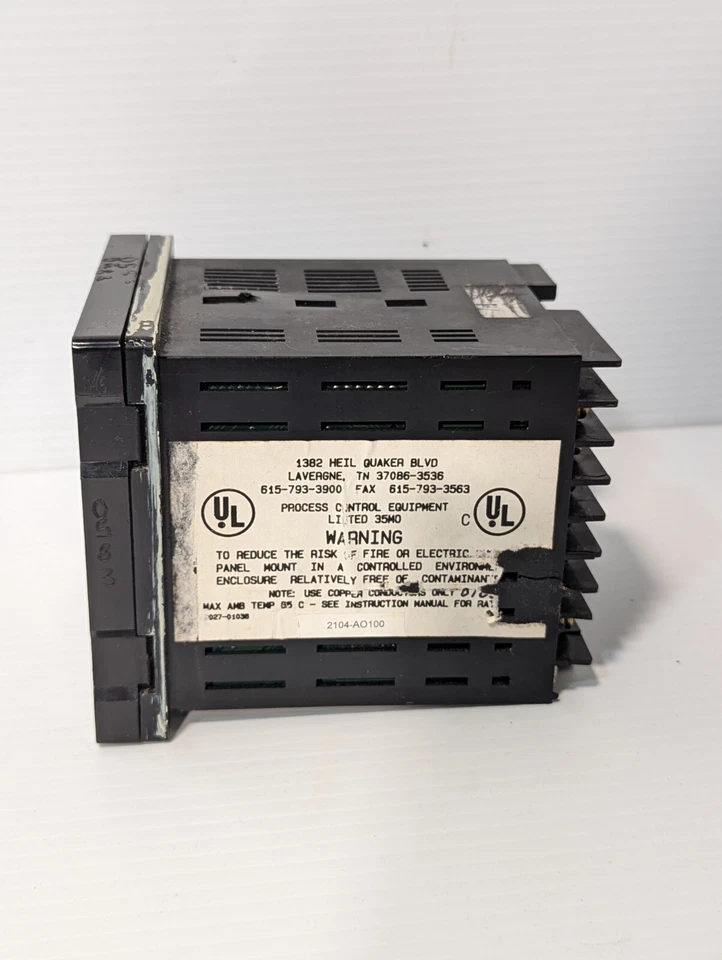 Módulo de montaje en panel controlador de temperatura digital Chromalox 2104-AO100 Foto 4 de 4