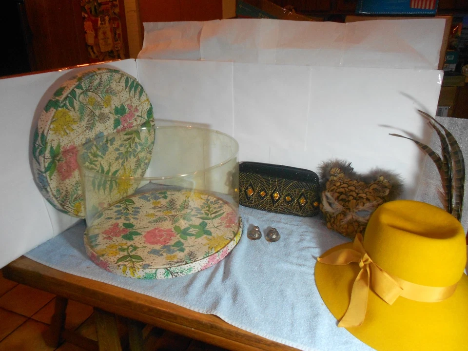 5 COLECCIÓN ART DECO SOMBRERO 3 PLUMAS DE FAISÁN MONEDERO PENDIENTES MÁSCARA GATO + ESTUCHE W38 Foto 3 de 4