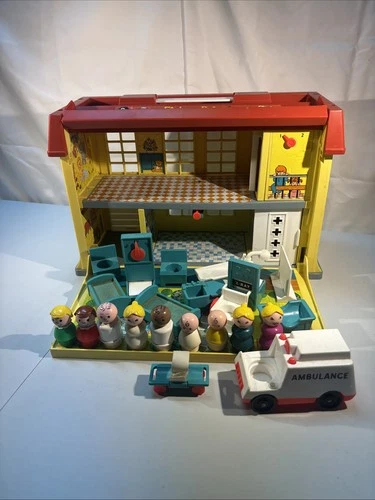 Vintage 1976 Fisher-Price Play Family Children’s Hospital #931 and accessories