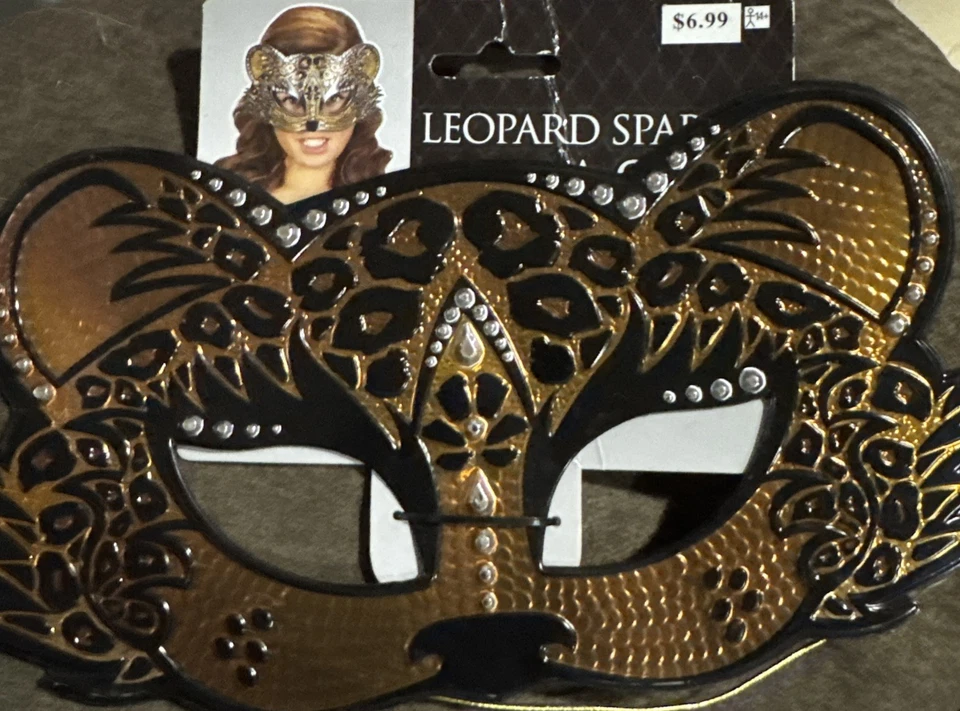 Leopard  Mask Sparkle Mask Felt Soft Plastic One Size Halloween Dress Up - Image 2 of 2