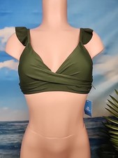 NWT Cupshe Bikini Top Size Small Green Color Ruffle