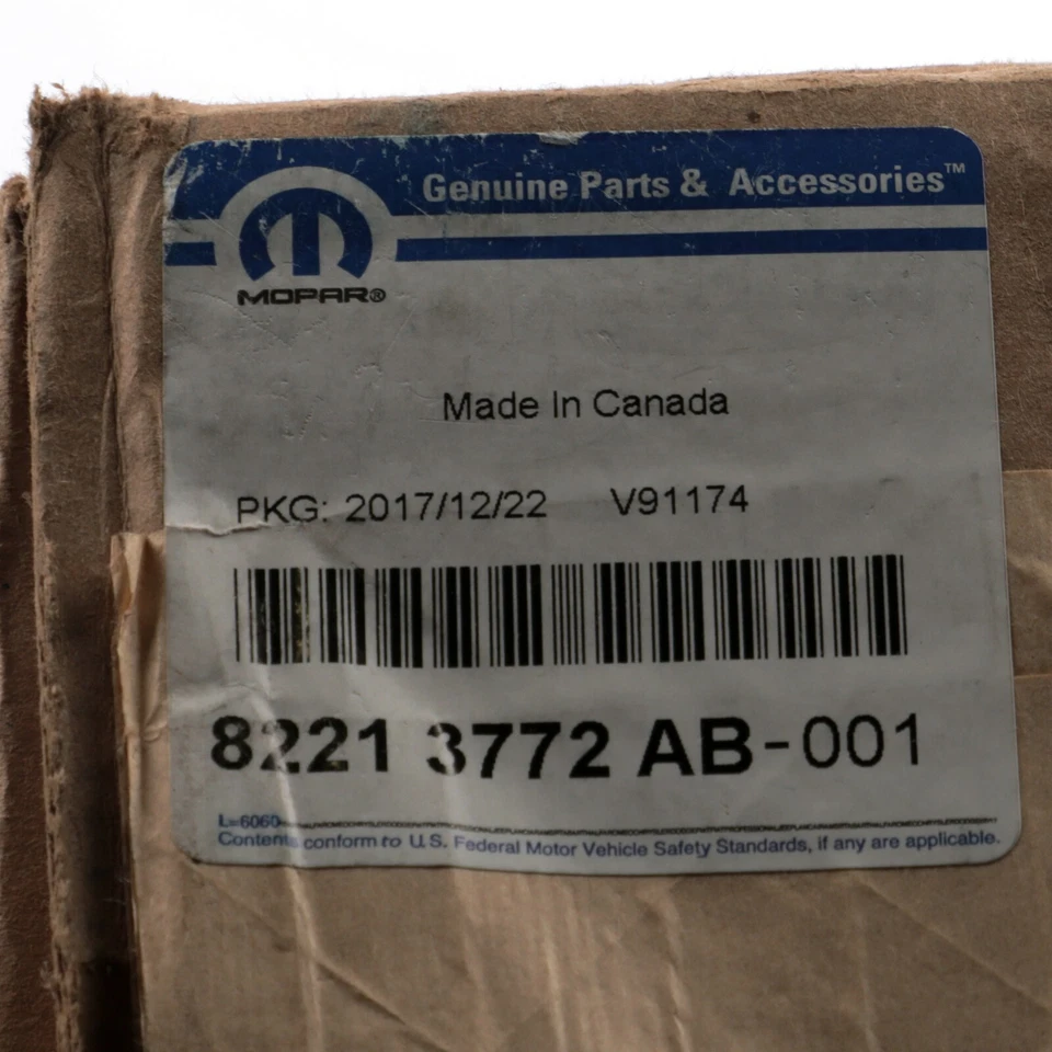 07-17 Jeep Wrangler REJILLA DELANTERA NEGRO SATINADO CON INSIGNIA EMBLEMA JEEP FABRICANTE DE EQUIPOS ORIGINALES NUEVO MOPAR Foto 3 de 3