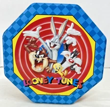 Vintage 1998 Warner Brothers Looney Tunes Tin. Excellent Condition, Collectors.