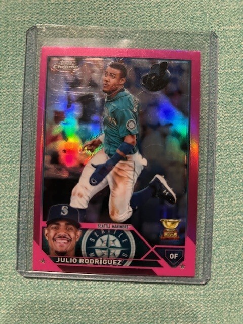 2023 Topps Chrome - Pink Refractor #200 Julio Rodriguez